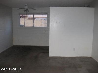 1724 East Ocotillo Road, Unit 912 Phoenix, AZ 85016 - Photo 41 of 53 Living Room / Dining Room (Unit 12)