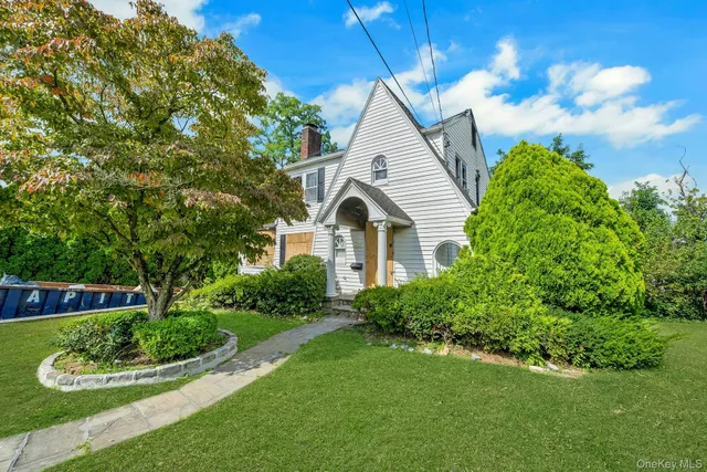 $695,000 | 203 Park Avenue, Eastchester, NY 10709