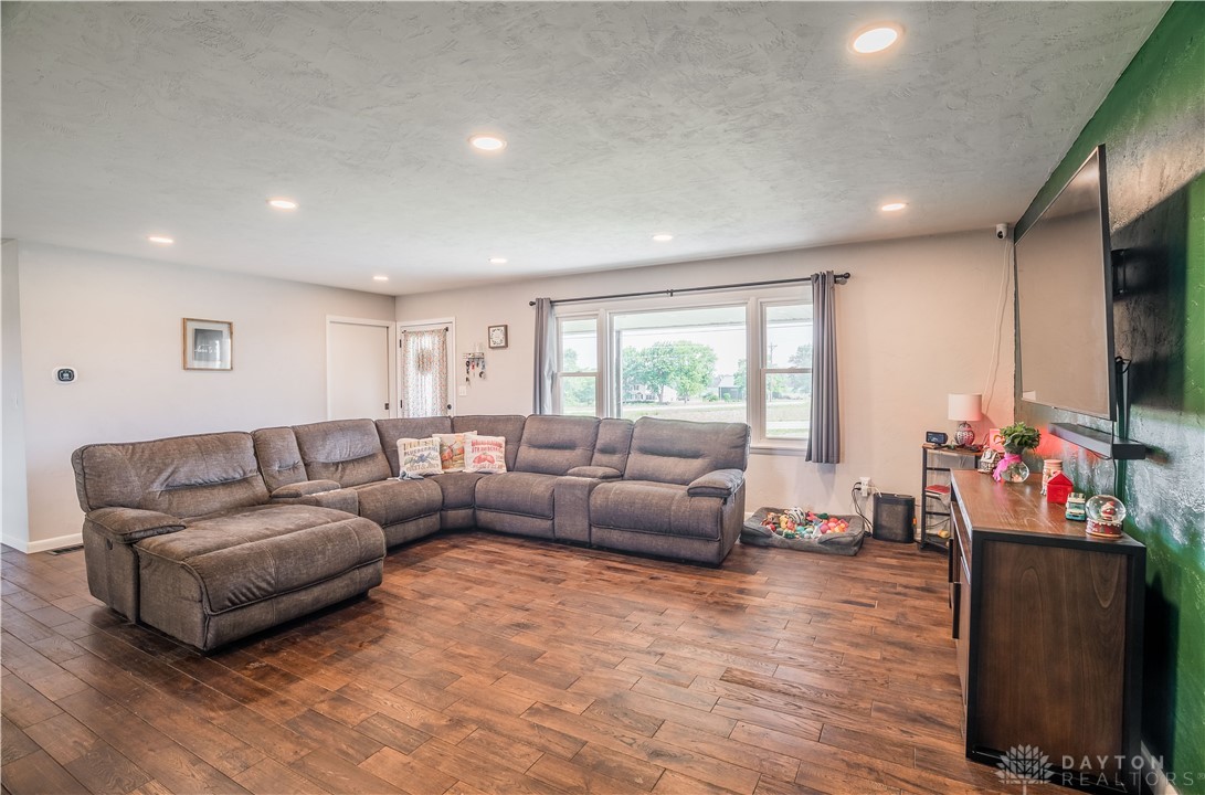1415 Rush Road New Madison, OH 45346 - Photo 5 of 30 Gallery Image 5