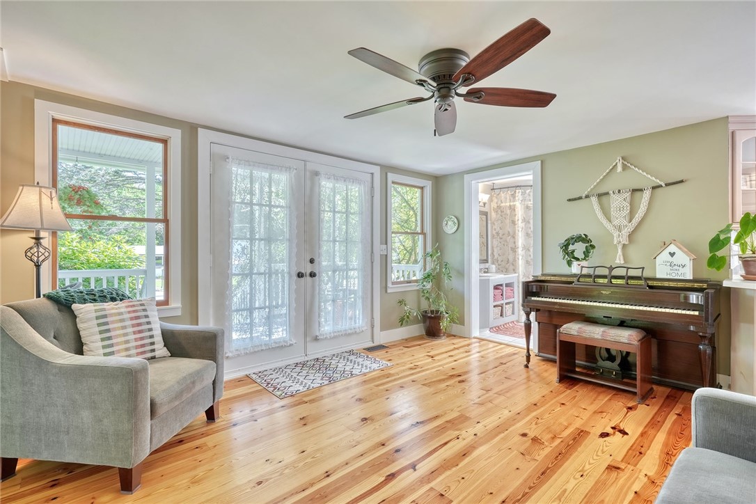 956 Willits Road Ontario, NY 14519 - Photo 10 of 50 Living room Parlor Entry off the front porch. Beau