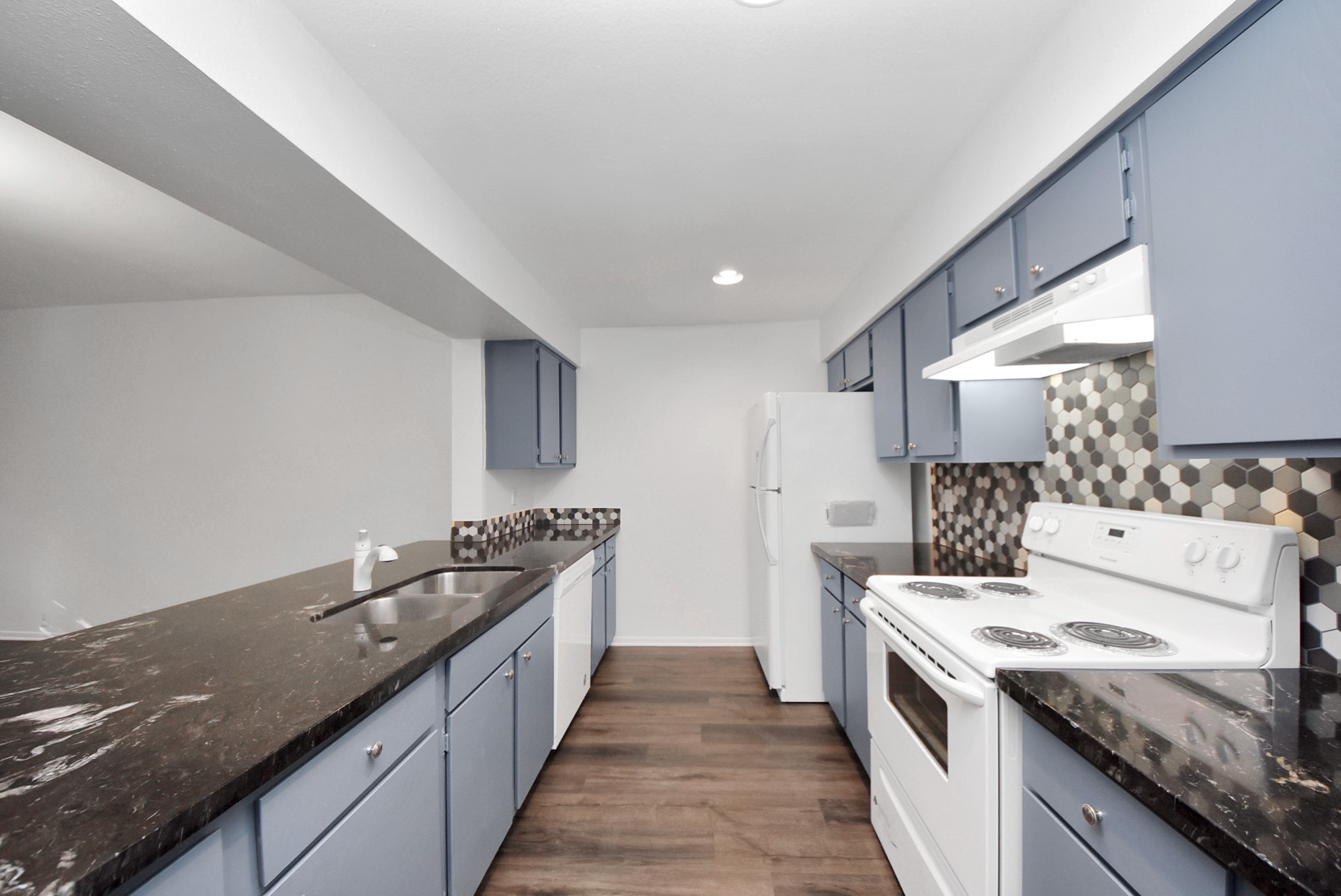 1635 Prairie Mark Lane Houston, TX 77077 - Photo 2 of 32 Freshly Painted Cabinets