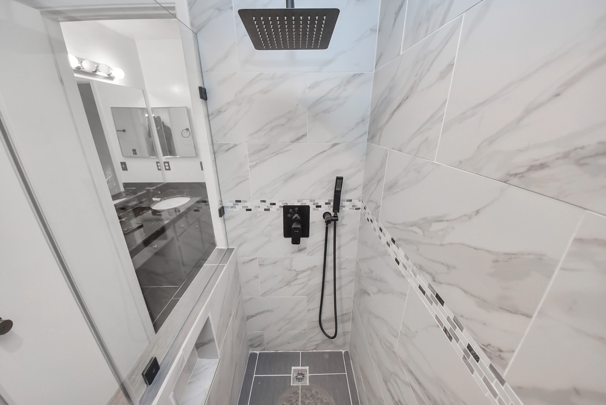 1635 Prairie Mark Lane Houston, TX 77077 - Photo 8 of 32 Shower Tiled to Ceiling