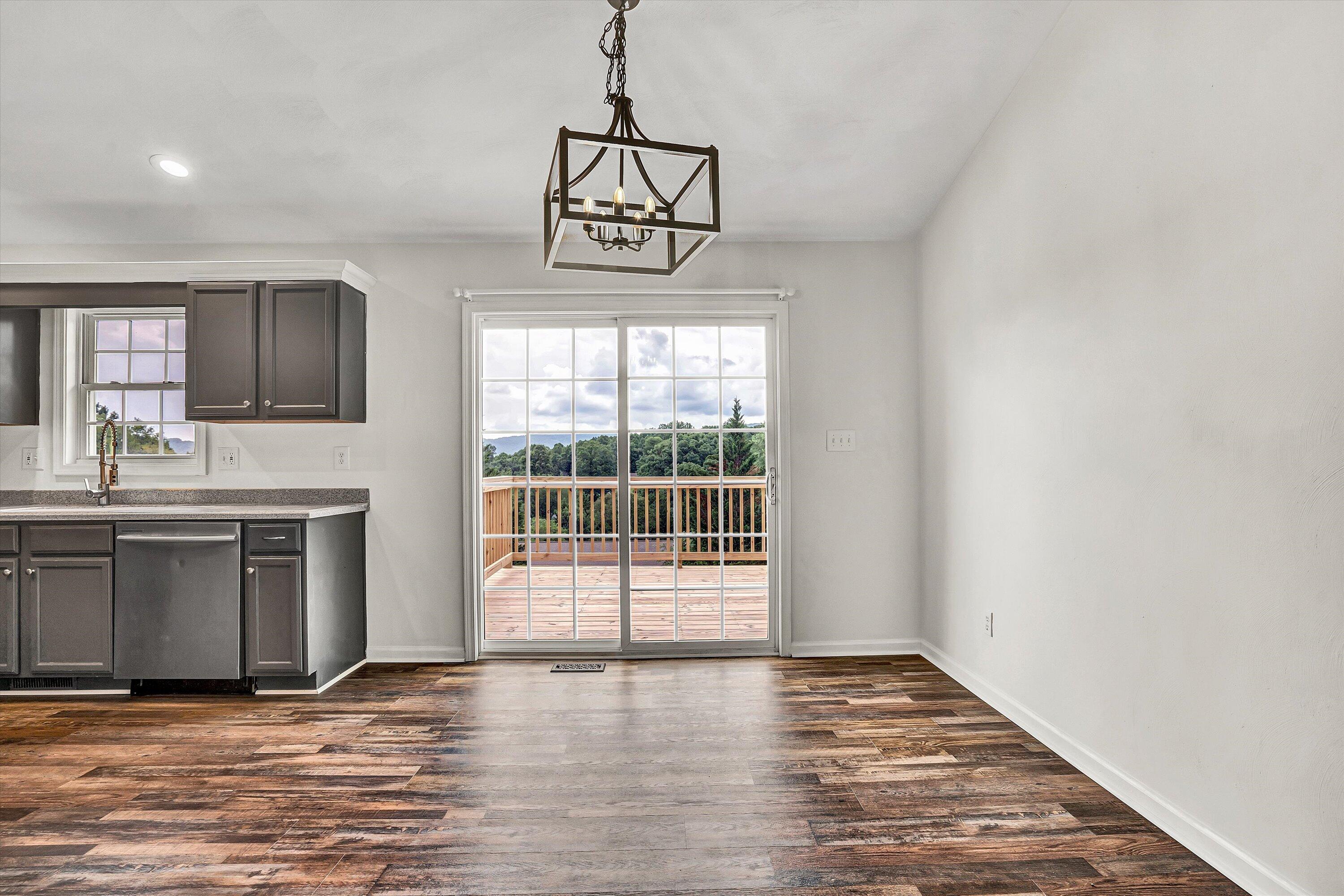 65 Timberline Drive Blue Ridge, VA 24064 - Photo 6 of 40 06-DSC00160