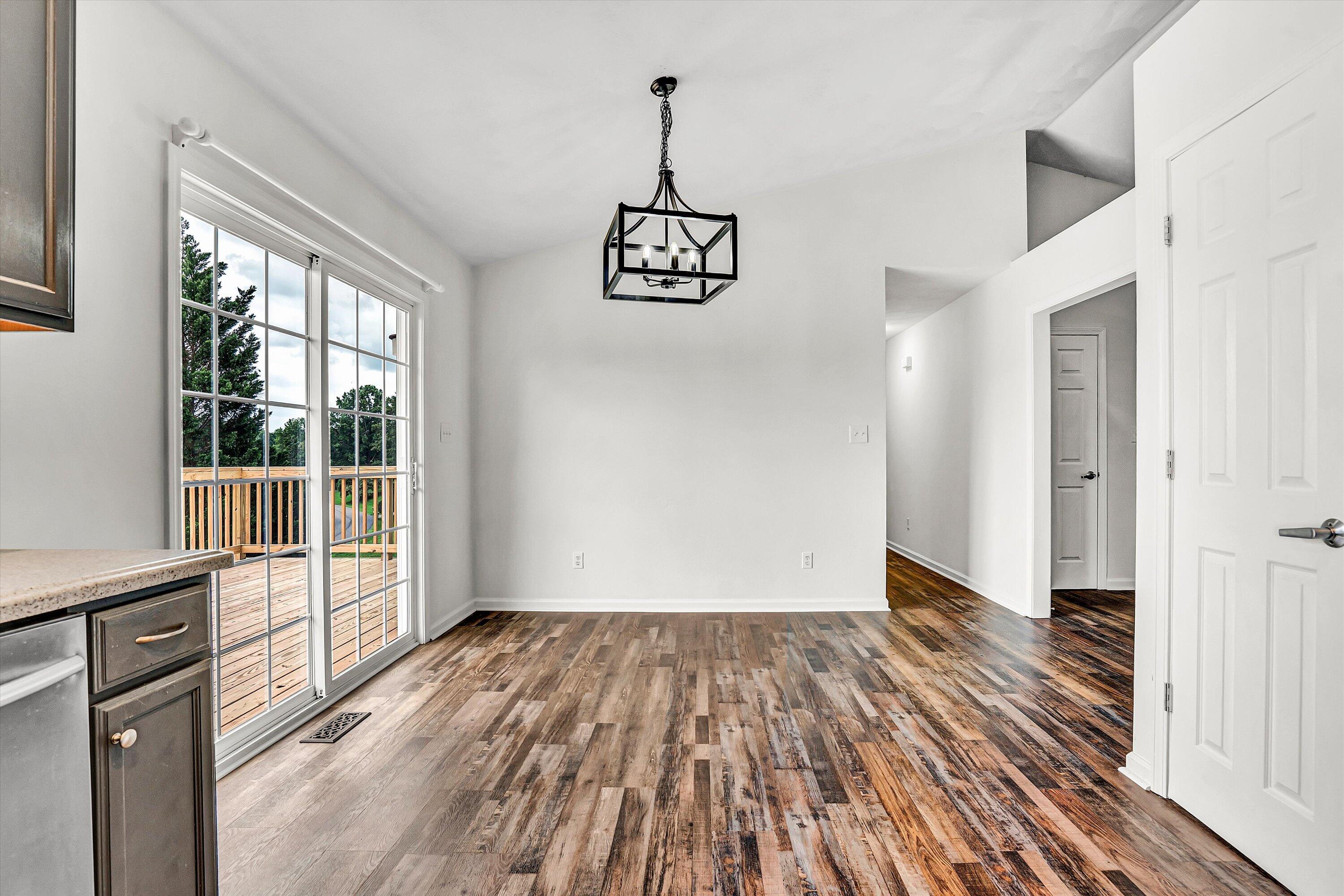 65 Timberline Drive Blue Ridge, VA 24064 - Photo 7 of 40 07-DSC00169