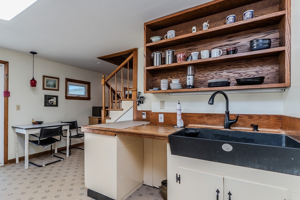 200 Long Plain Road Leverett, MA 01054 - Photo 14 of 40 Gallery Image 14