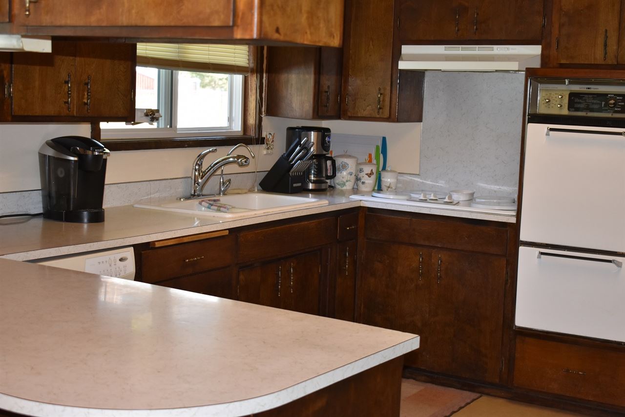2906 South Adams Road Spokane Valley, WA 99037 - Photo 11 of 18