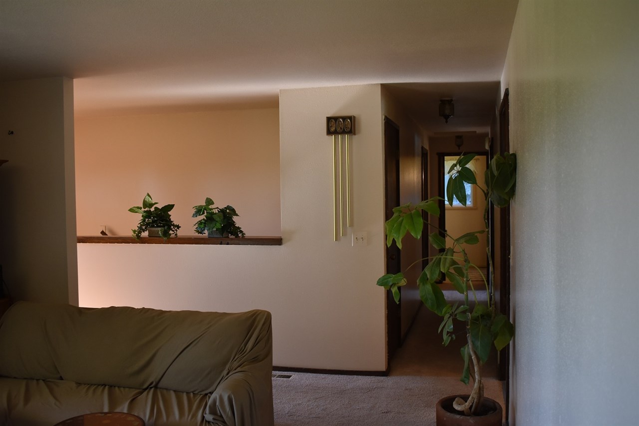 2906 South Adams Road Spokane Valley, WA 99037 - Photo 9 of 18