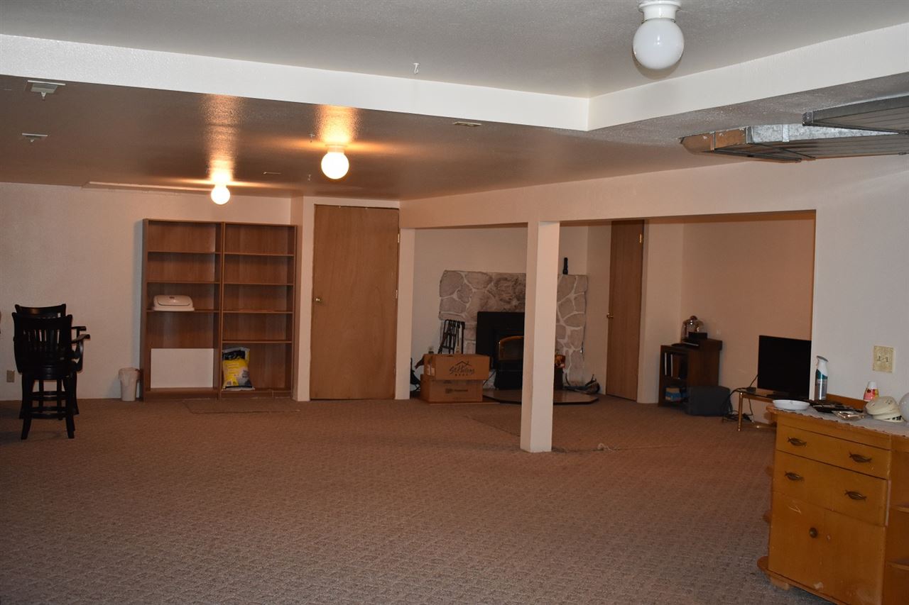 2906 South Adams Road Spokane Valley, WA 99037 - Photo 10 of 18