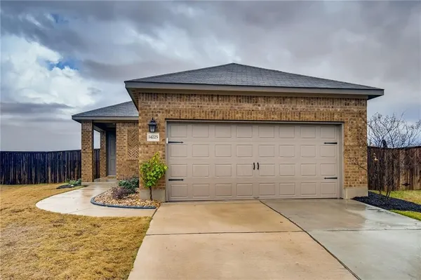 $1,775 | 14225 Fallsprings Way, Manor, TX 78653