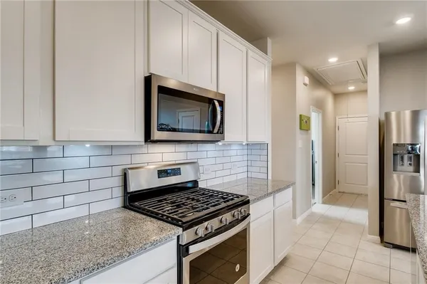 $1,775 | 14225 Fallsprings Way, Manor, TX 78653