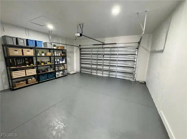 $2,100 | 4114 Northwest 38th Street, Cape Coral, FL 33993