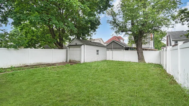 $770,000 | 104-28 201st Street | Hollis