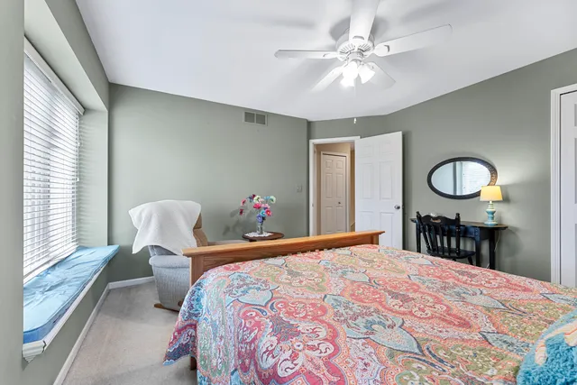 $424,900 | 2225 Silvermaple Court, Wixom, MI 48393