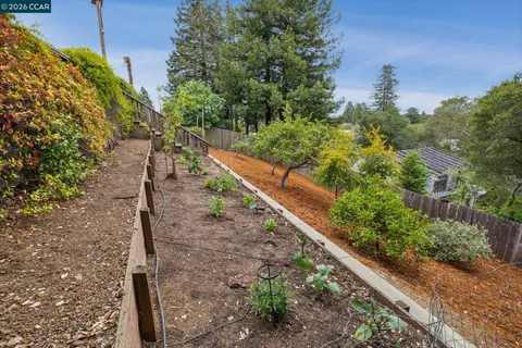$1,198,000 | 4075 Norton Avenue, Oakland, CA 94602