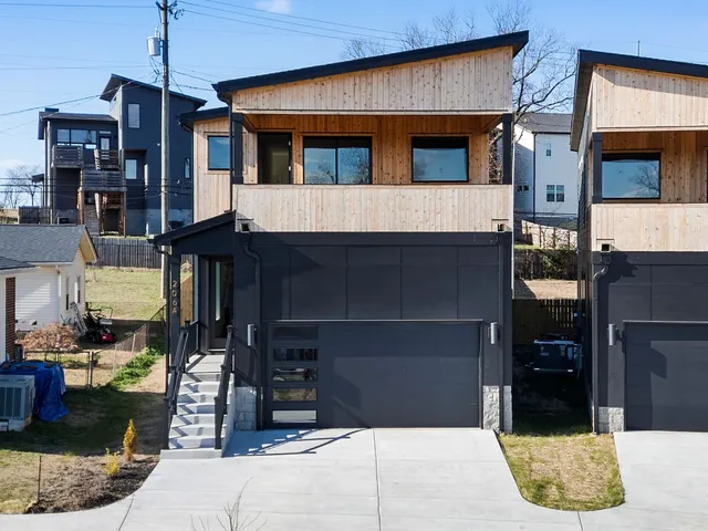 a house view with a outdoor space