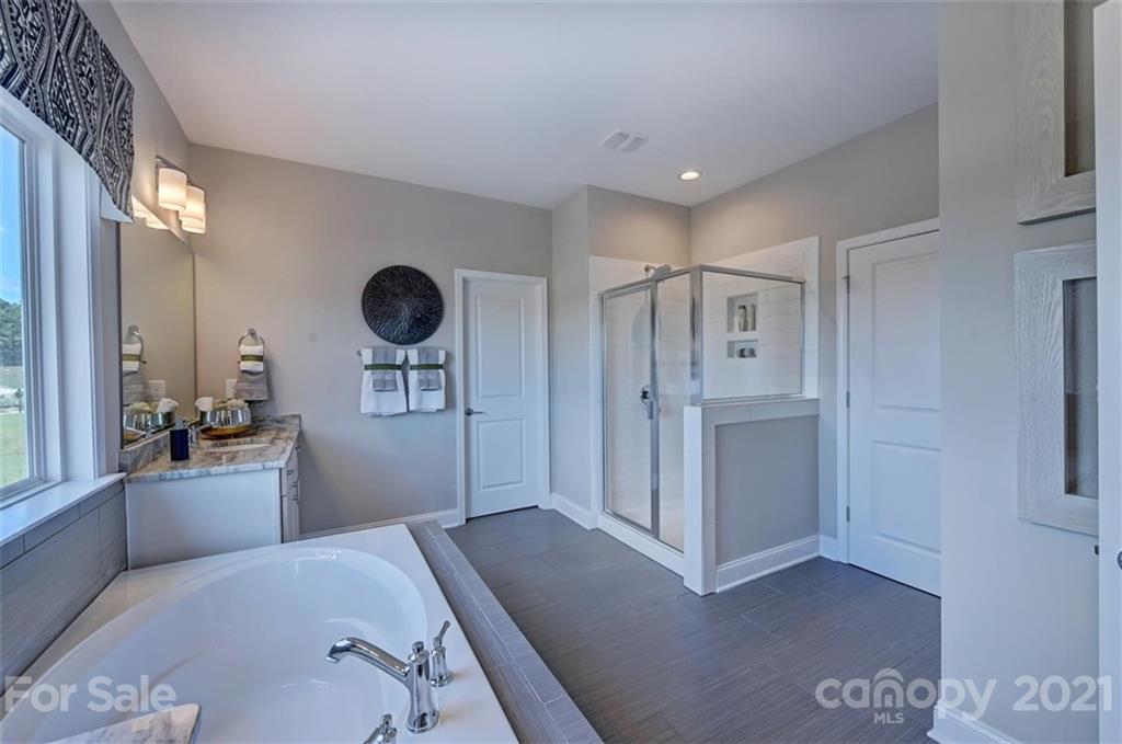 15209 Shallow Ridge Road, Unit 264 Charlotte, NC 28278 - Photo 38 of 48 Gallery Image 38