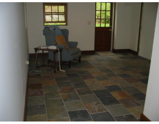 86 Crooked Ledge Road Southampton, MA 01073 - Photo 12 of 14 Gallery Image 12