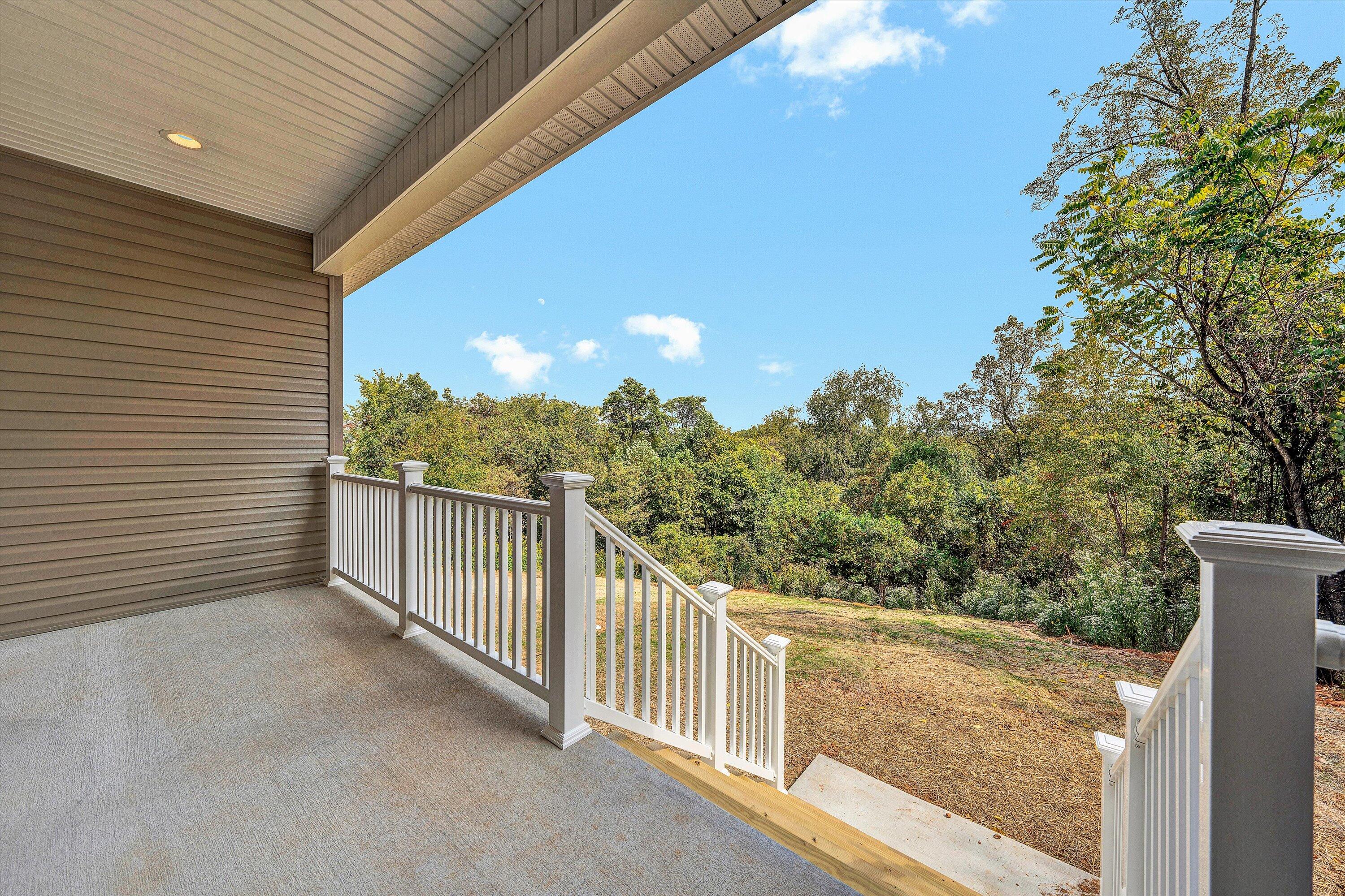 2002 Plateau Road Southeast Roanoke, VA 24014 - Photo 37 of 48 30-DSC00190