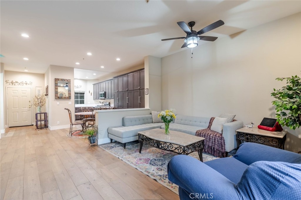 10604 Valley Spring Lane, Unit 105 Toluca Lake, CA 91602 - Photo 2 of 25