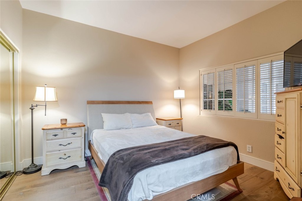 10604 Valley Spring Lane, Unit 105 Toluca Lake, CA 91602 - Photo 10 of 25