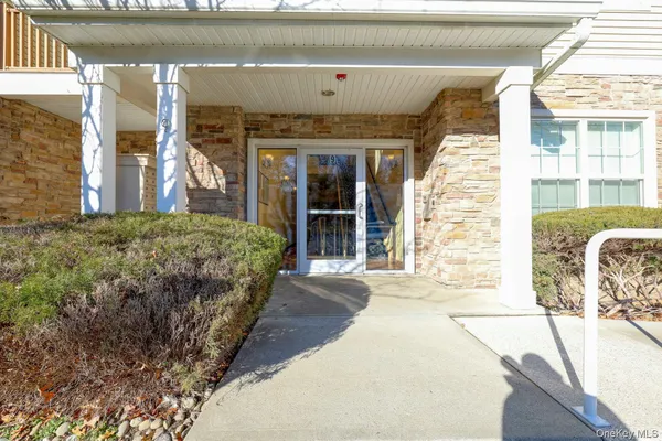 $2,425 | 937 Tower Ridge Circle, Middletown, NY 10941