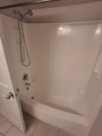 $2,100 | 3222 Coral Lake Lane, Coral Springs, FL 33065