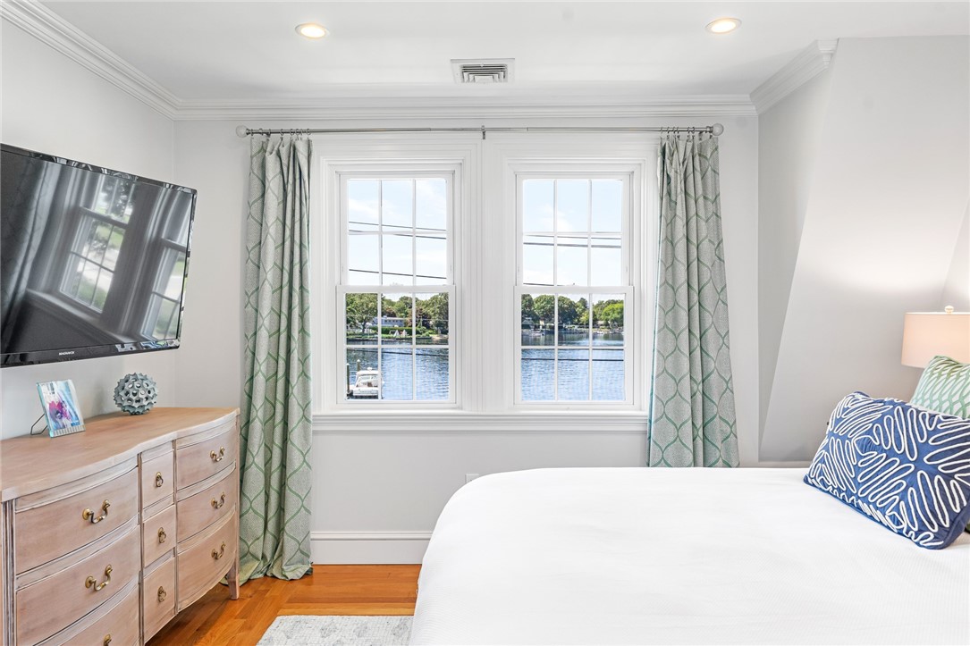 105 New Meadow Road Barrington, RI 02806 - Photo 25 of 46 Gallery Image 25