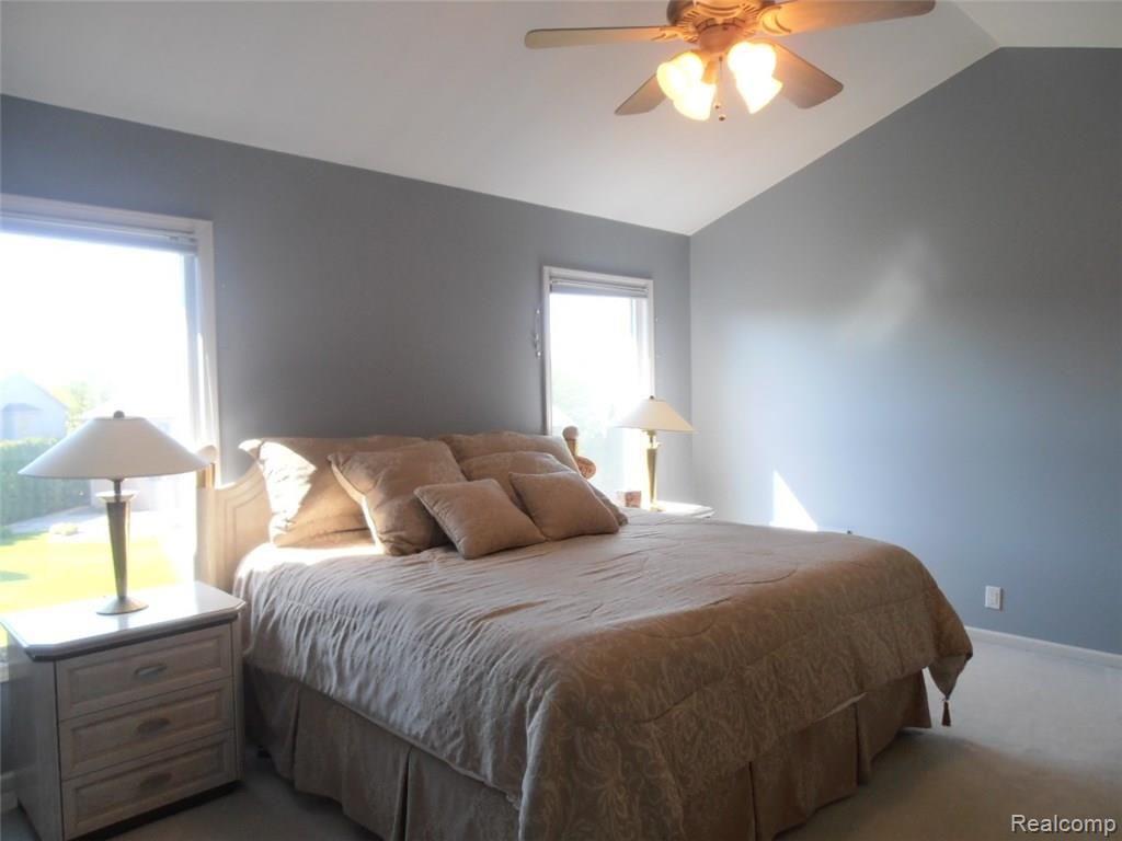 608 Appoline Court Rochester, MI 48307 - Photo 21 of 37 P1010242.JPG