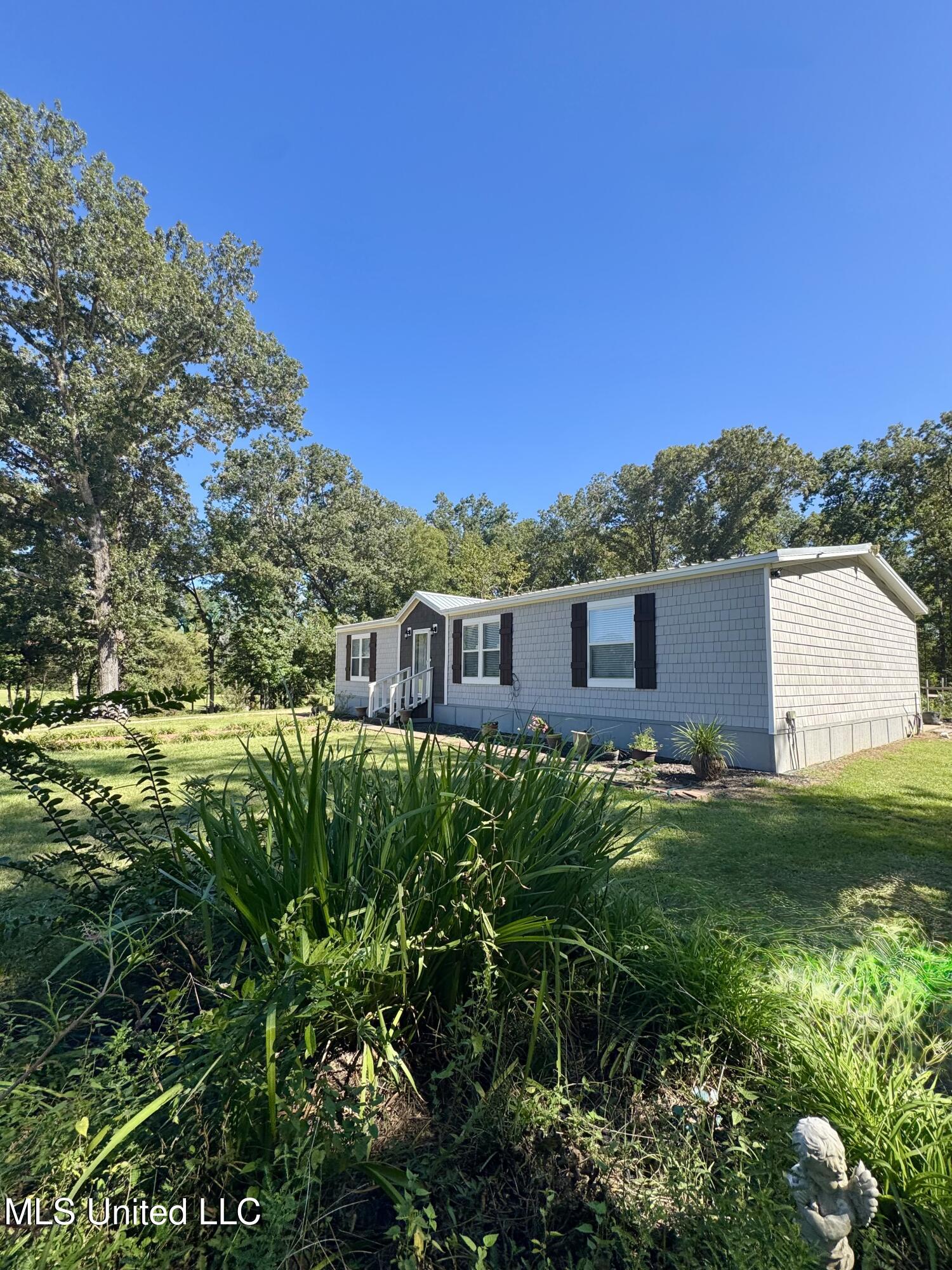 3114 Mathis Road Crystal Springs, MS 39059 - Photo 1 of 43 IMG_9030