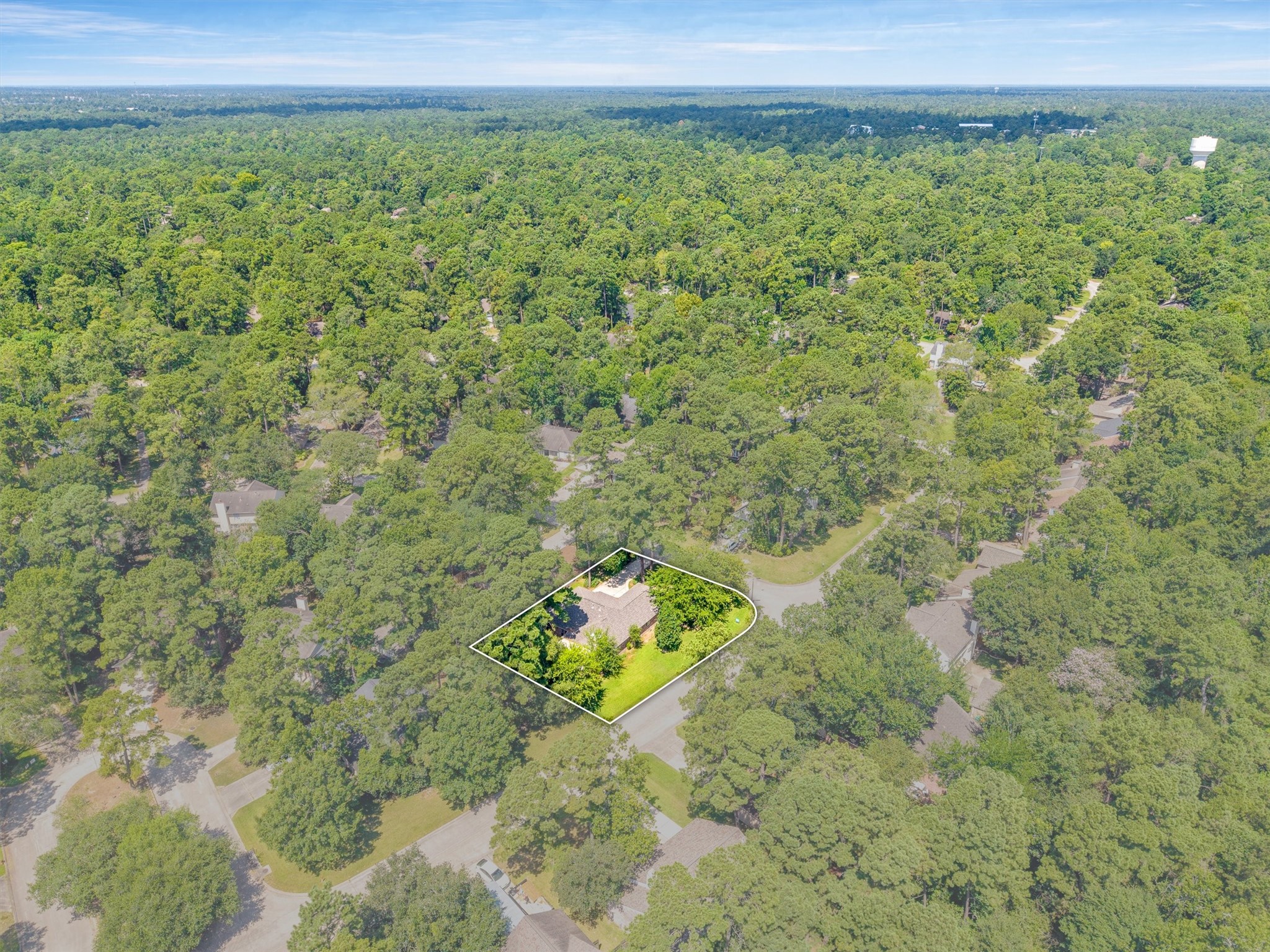 3 Still Corner Place Spring, TX 77381 - Photo 31 of 34 Zooming out, you get the full picture of Indian Springs, a quiet, tree-canopied pocket of The Woodlands with parks, a resident pool, and trails through the nearby nature preserve all just around the corner, plus easy access to shopping and dining at Market Street and The Woodlands Mall. This is the kind of neighborhood that makes everyday life feel like a little bit of a getaway.