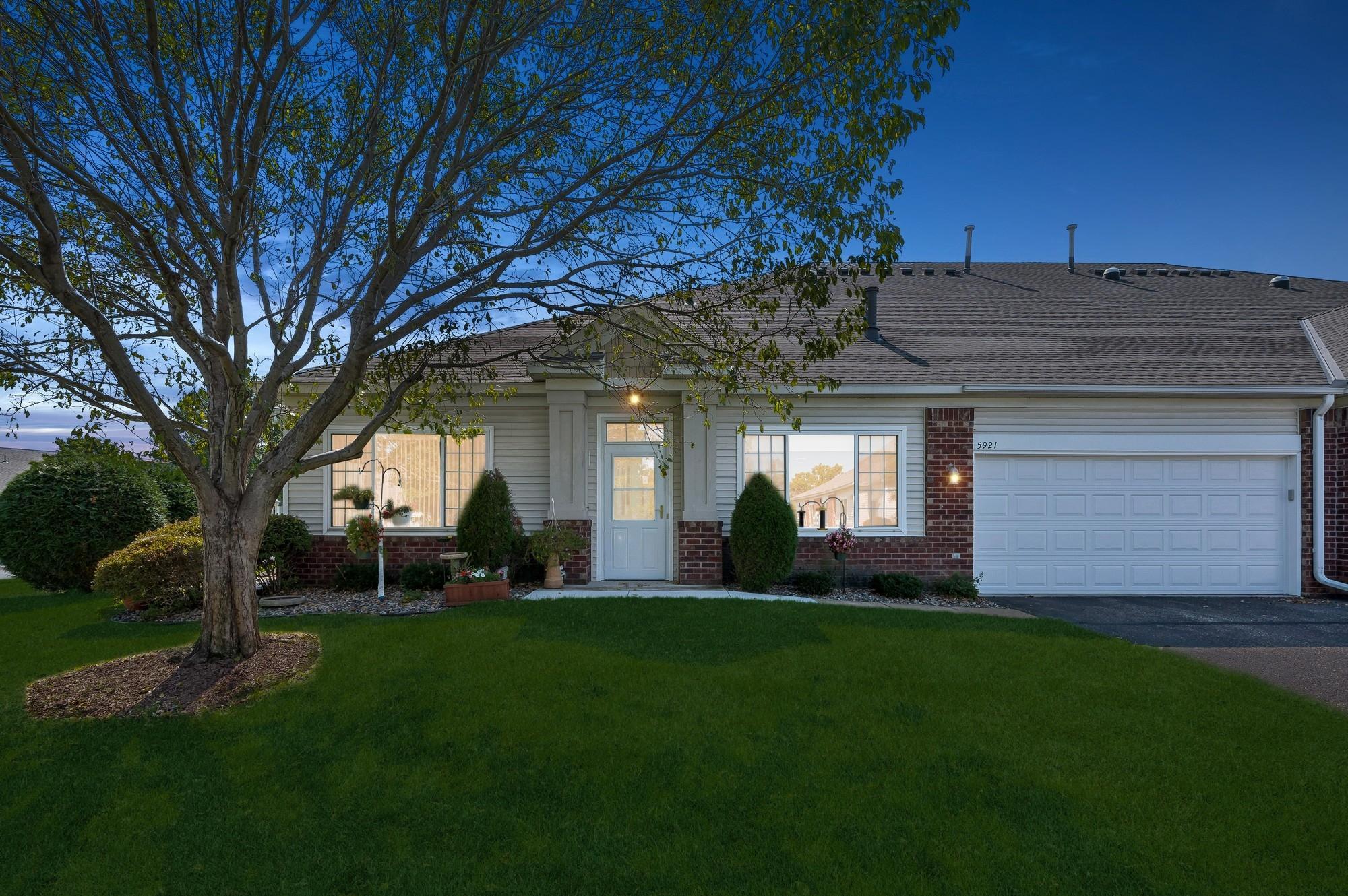 5921 Prairie Ridge Drive Shoreview, MN 55126 - Photo 1 of 25 Gallery Image 1