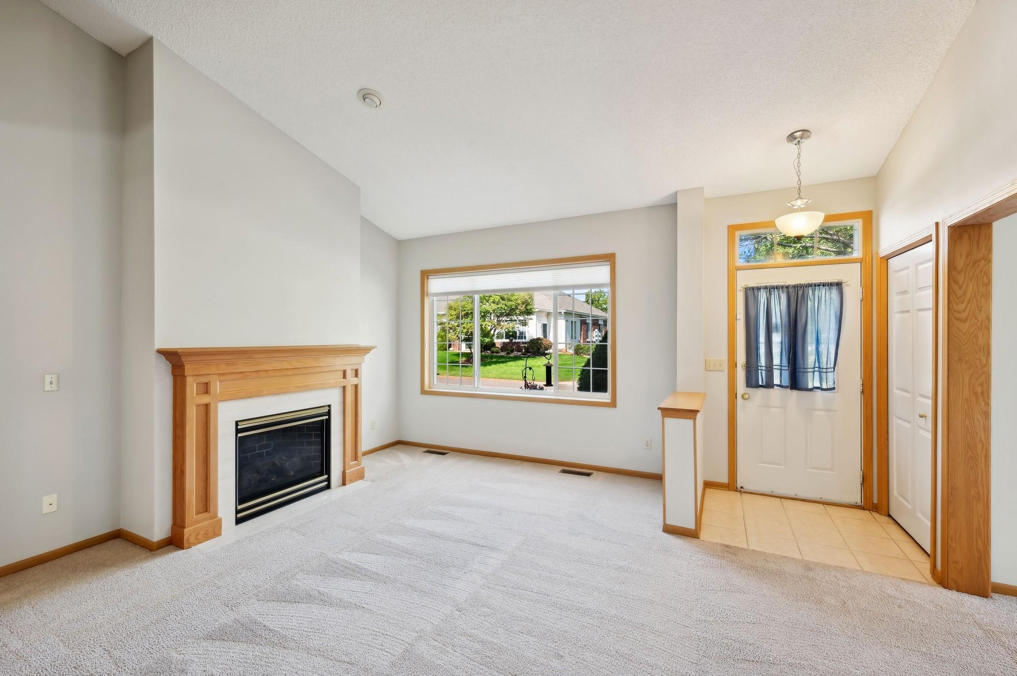 5921 Prairie Ridge Drive Shoreview, MN 55126 - Photo 9 of 25 Gallery Image 9