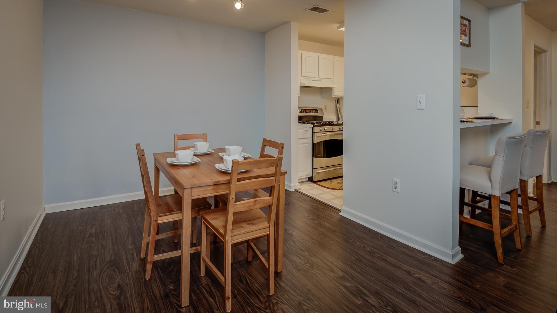21014 Timber Ridge Terrace, Unit 303 Ashburn, VA 20147 - Photo 12 of 31 Gallery Image 12