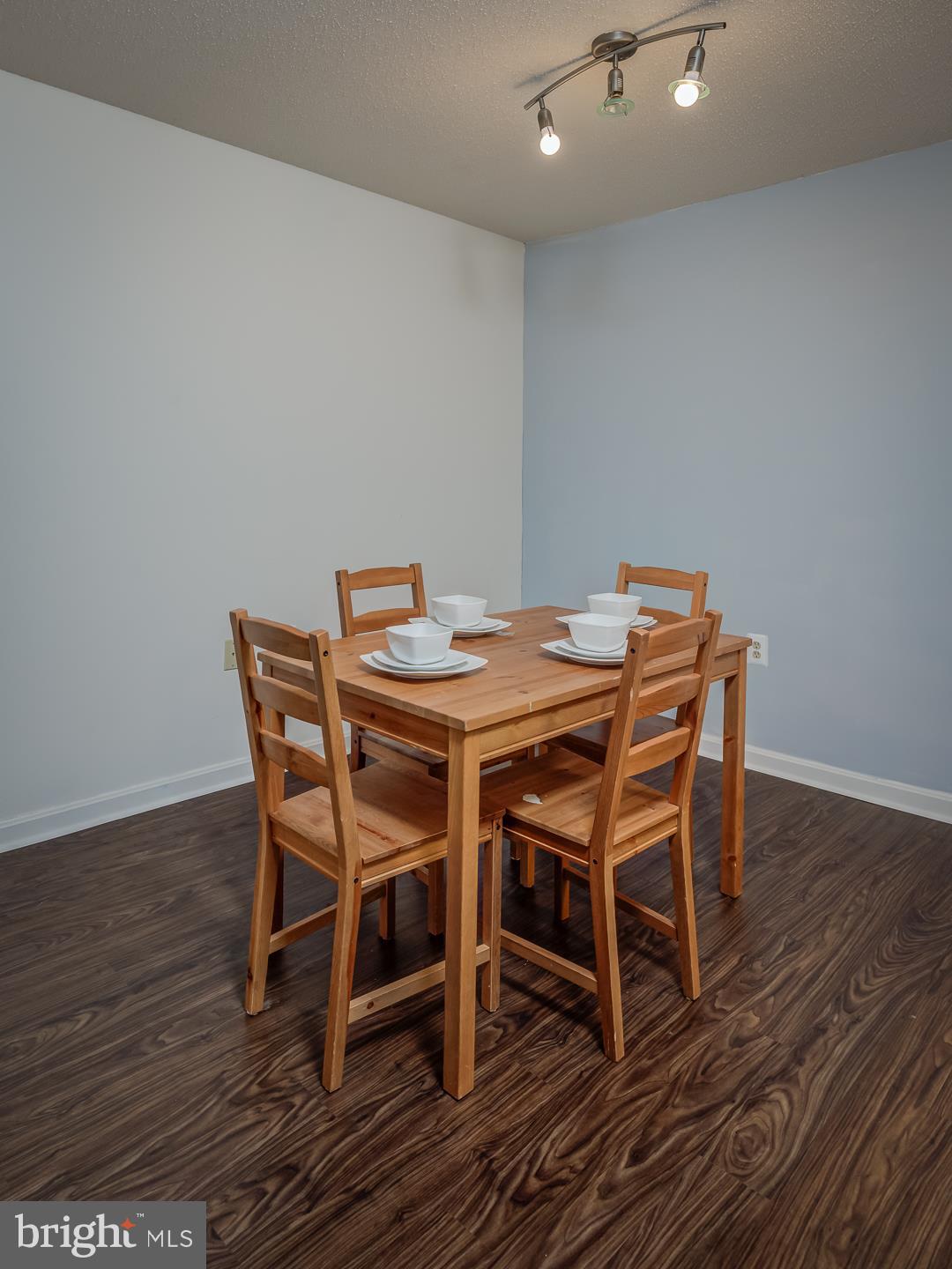 21014 Timber Ridge Terrace, Unit 303 Ashburn, VA 20147 - Photo 15 of 31 Gallery Image 15