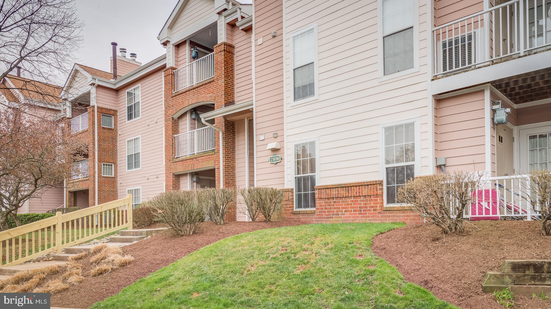 21014 Timber Ridge Terrace, Unit 303 Ashburn, VA 20147 - Photo 3 of 31 Gallery Image 3