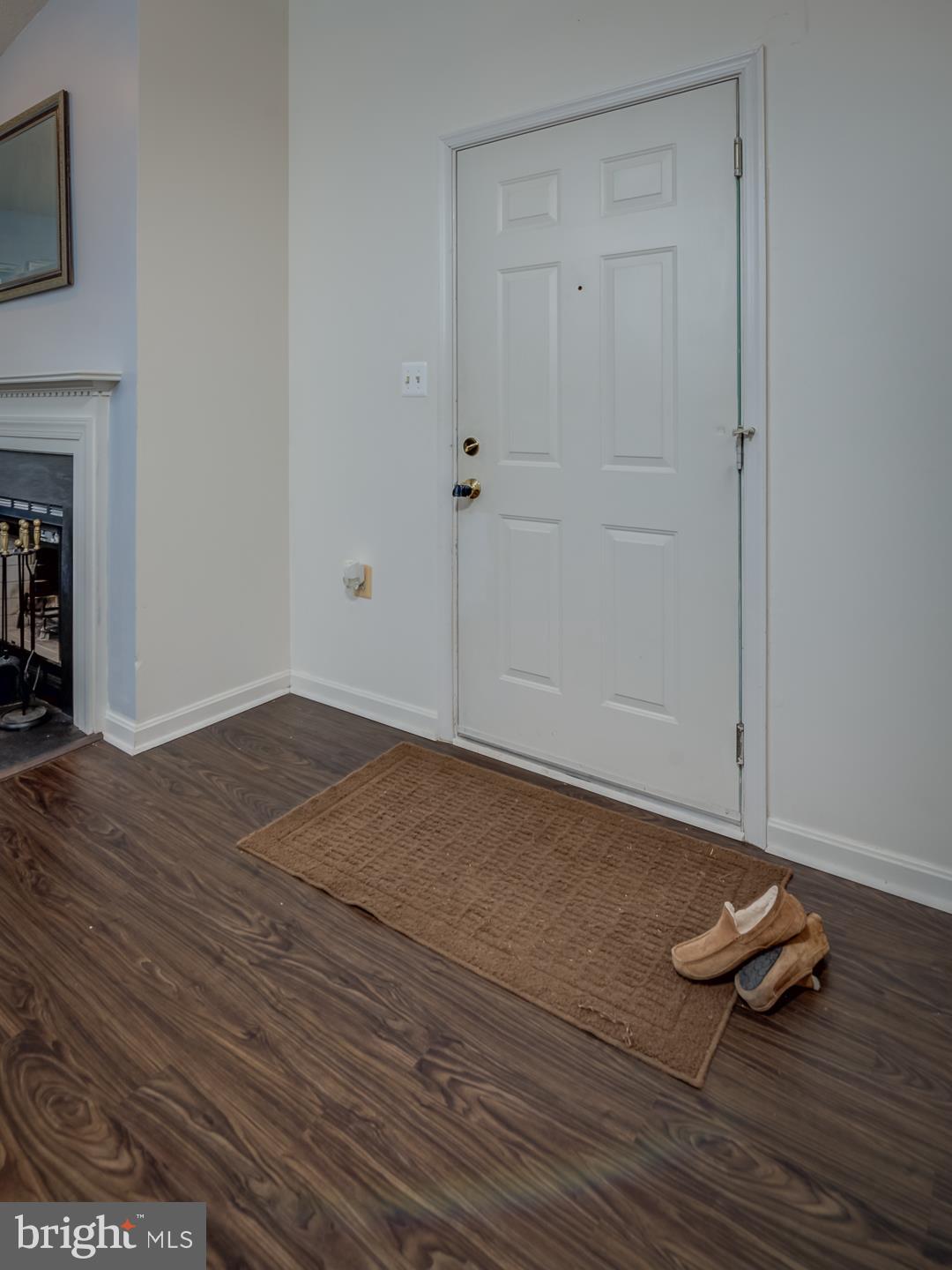 21014 Timber Ridge Terrace, Unit 303 Ashburn, VA 20147 - Photo 6 of 31 Gallery Image 6