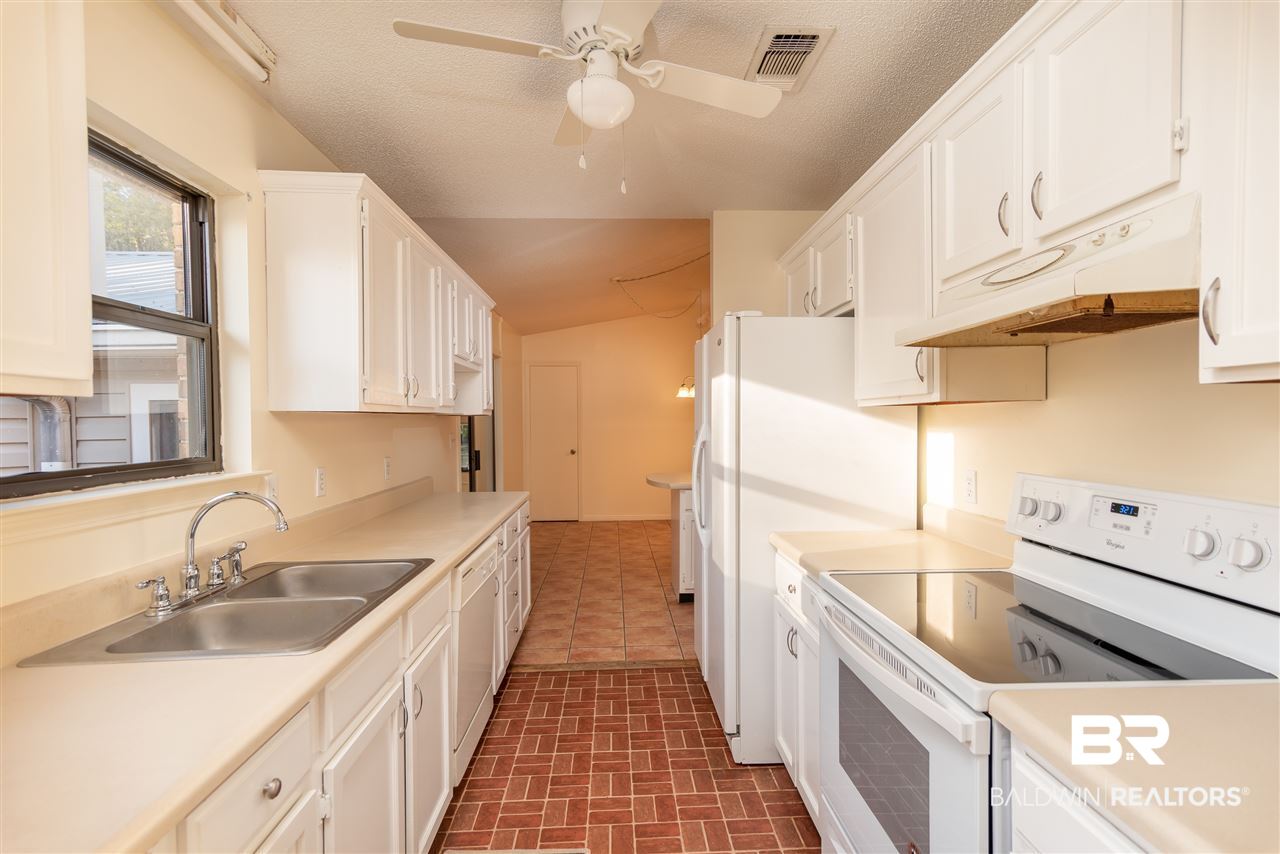 9850 King Road Fairhope, AL 36532 - Photo 22 of 32
