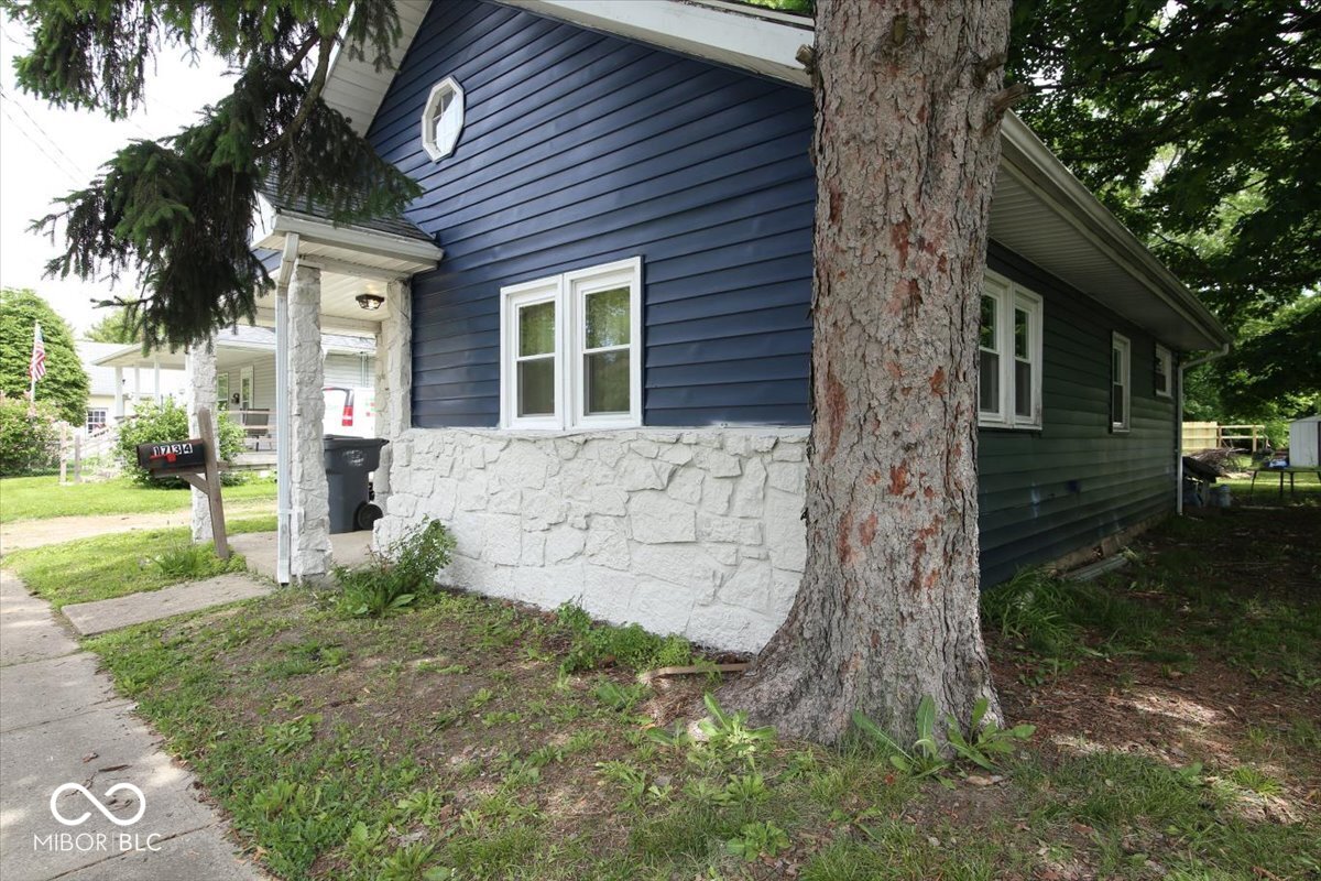 1732 Noble Street Anderson, IN 46016 - Photo 8 of 57