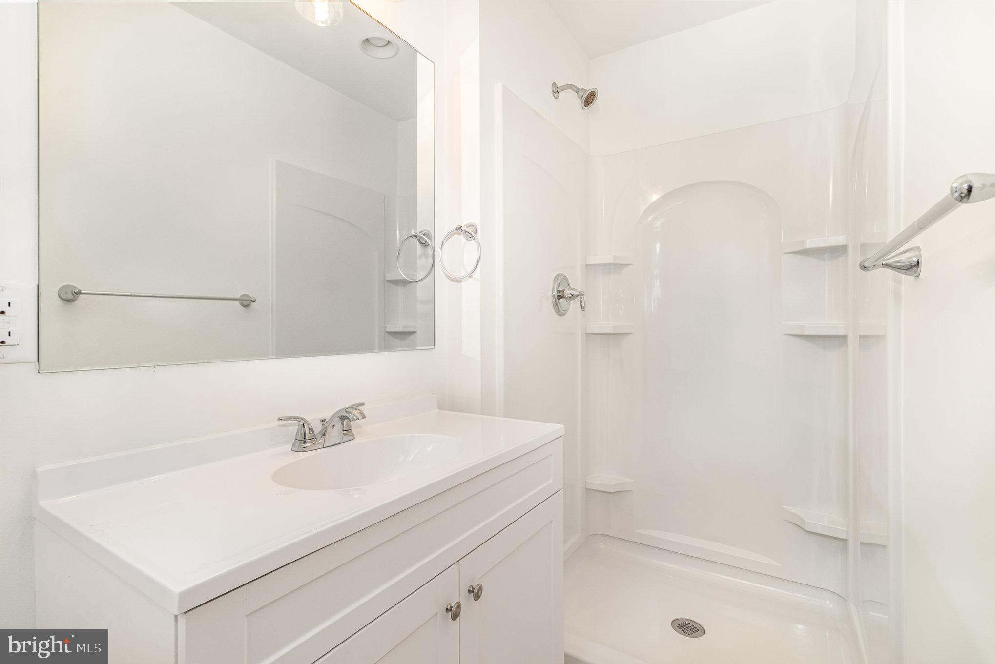 201 North Middlesex Road Carlisle, PA 17013 - Photo 11 of 24 Primary Bathroom