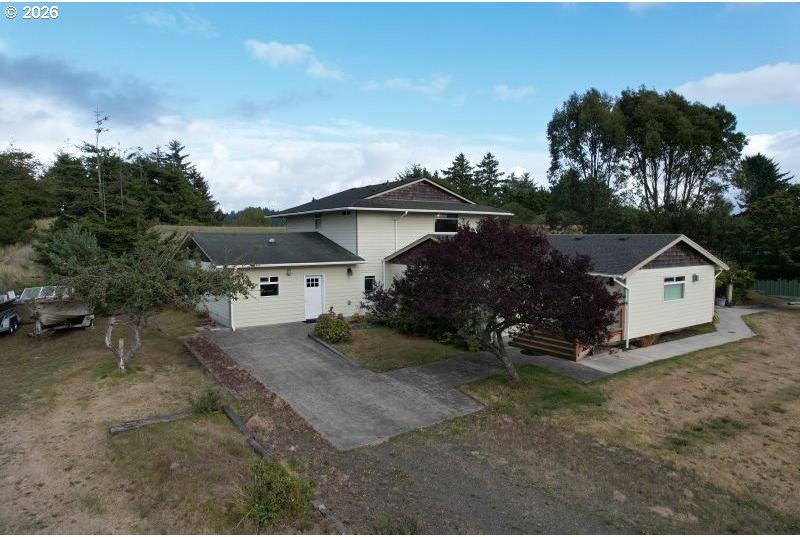 90513 E Road Warrenton, OR 97146 - Photo 1 of 46 Gallery Image 1