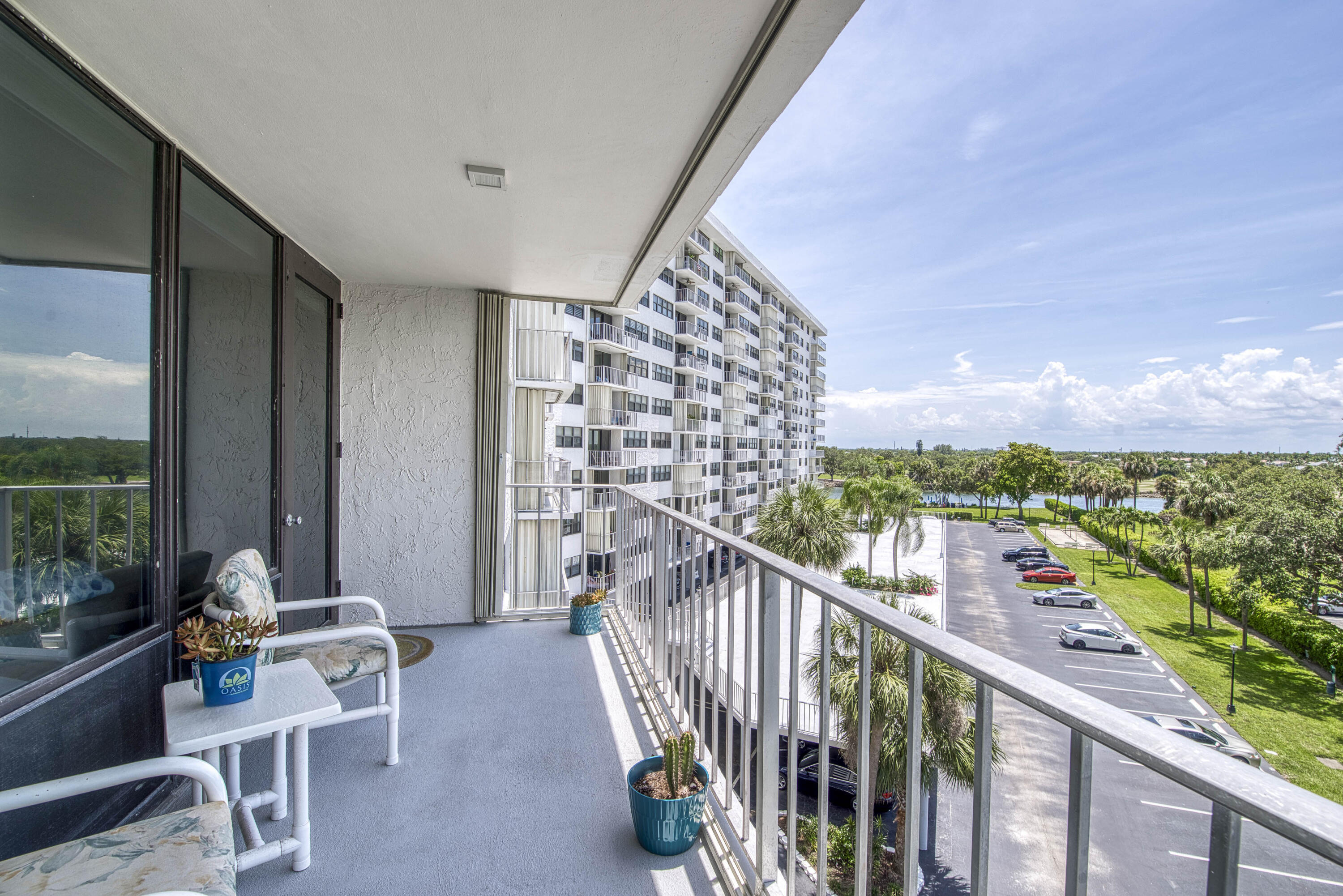 336 Golfview Road, Unit 518 North Palm Beach, FL 33408 - Photo 6 of 31 a view of balcony with furniture