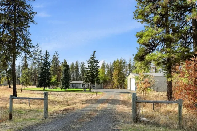 $385,000 | 15726 South Clear Lake Road, Medical Lake, WA 99022