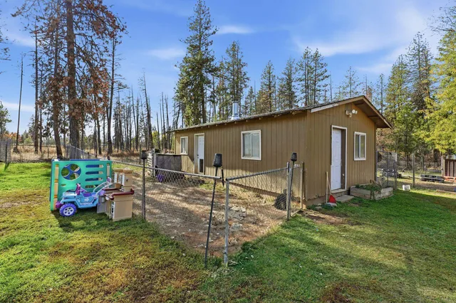 $385,000 | 15726 South Clear Lake Road, Medical Lake, WA 99022