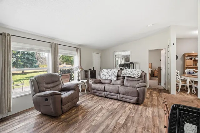 $385,000 | 15726 South Clear Lake Road, Medical Lake, WA 99022