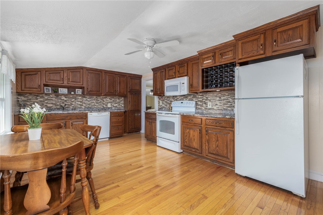 5443 Post Road Charlestown, RI 02813 - Photo 21 of 50 Unit 2