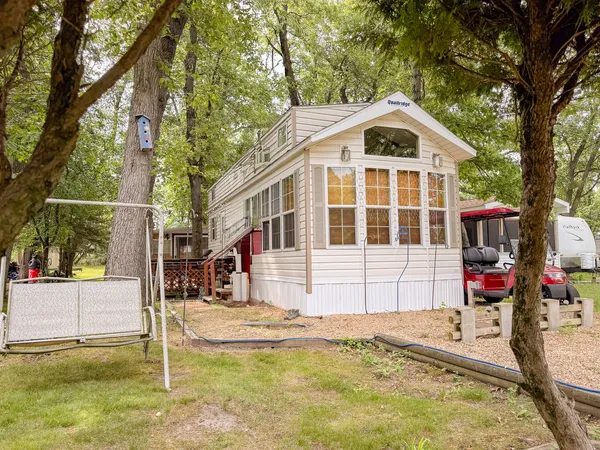 $80,500 | 9-200 Woodhaven, Sublette, IL 61367