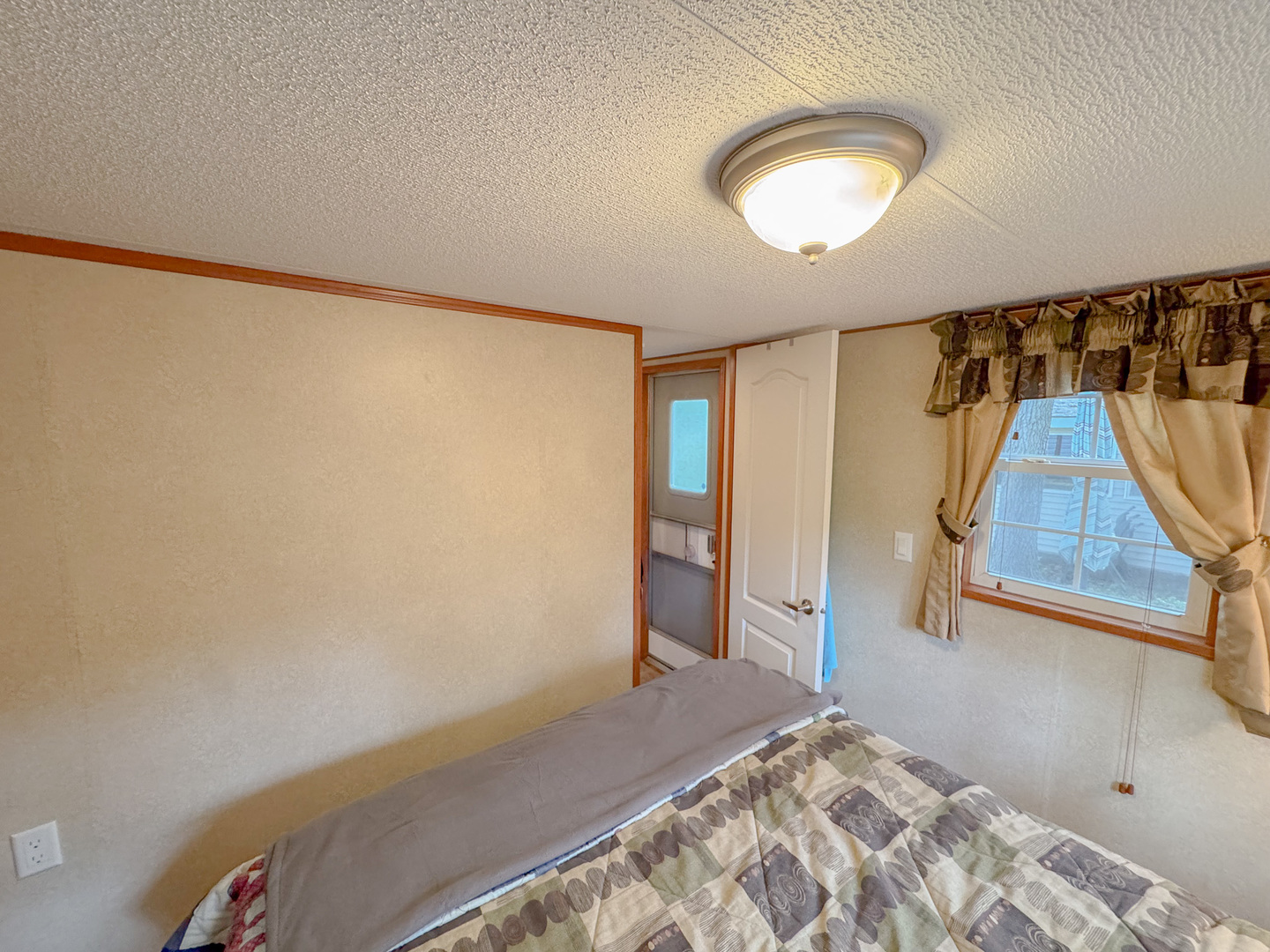 9-200 Woodhaven Sublette, IL 61367 - Photo 15 of 20