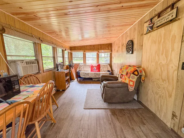 $82,500 | 9-200 Woodhaven, Sublette, IL 61367