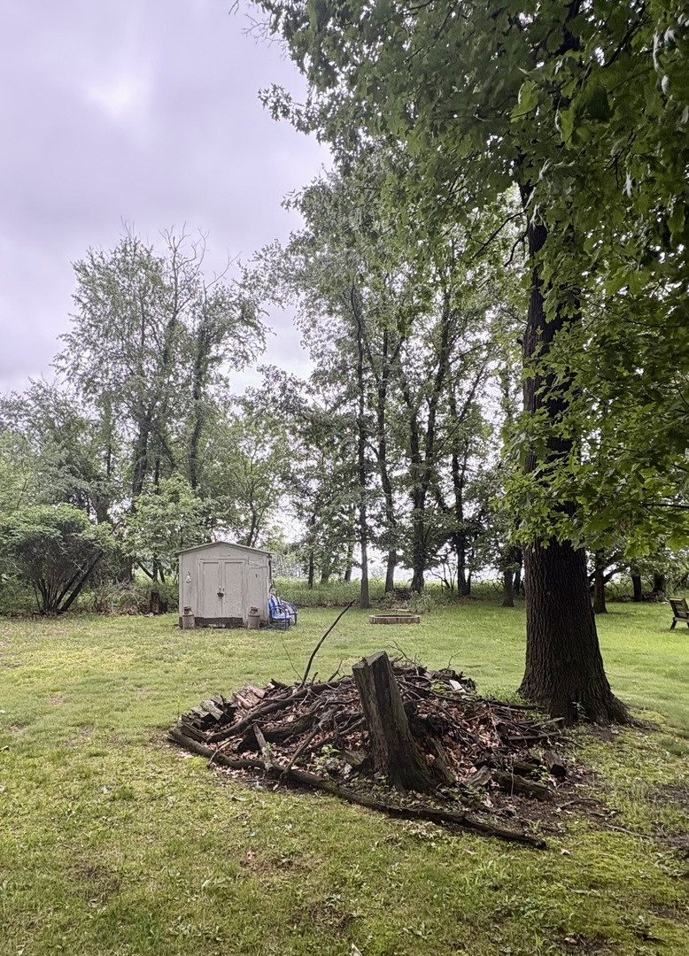 9-200 Woodhaven Sublette, IL 61367 - Photo 7 of 20