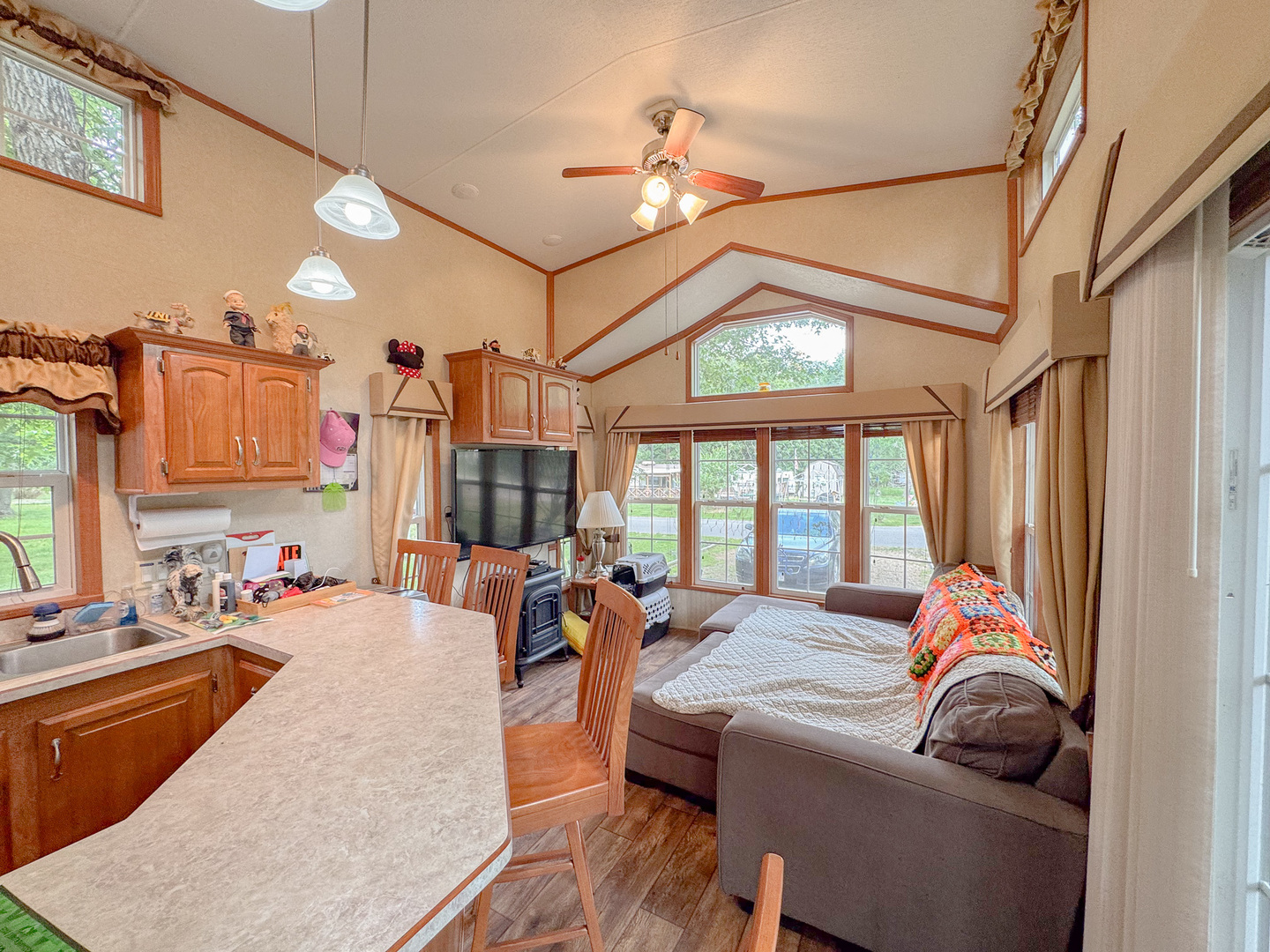 9-200 Woodhaven Sublette, IL 61367 - Photo 8 of 20